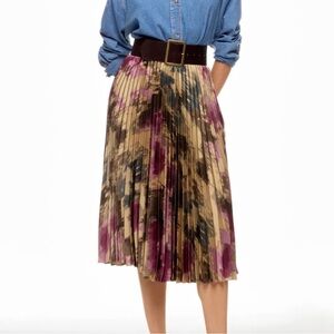 Lauren Ralph Lauren Gold Pleated Midi Skirt with Purple & Black 2 / XS
